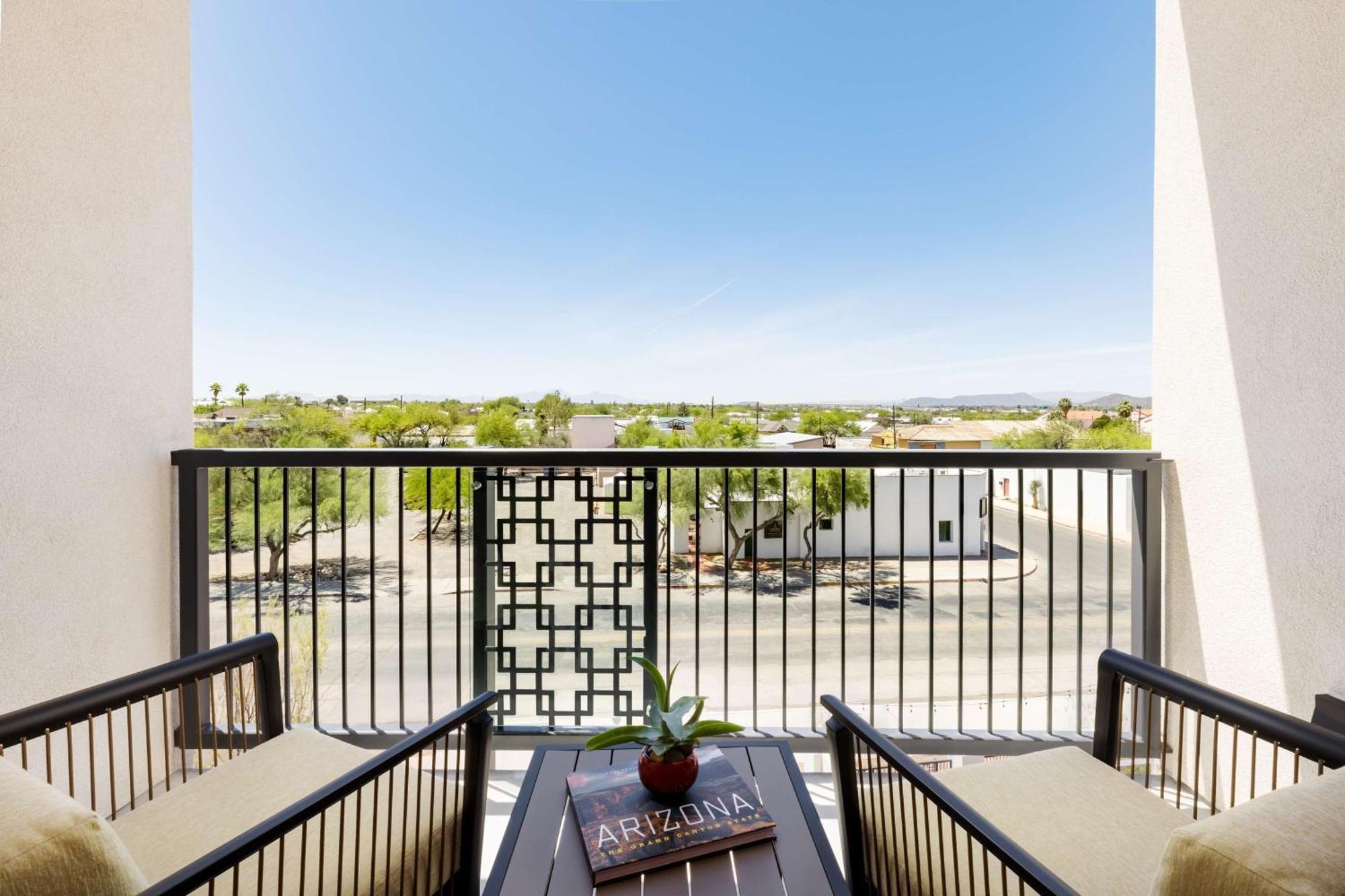 Hotel Doubletree By Hilton Downtown Convention Center Tucson