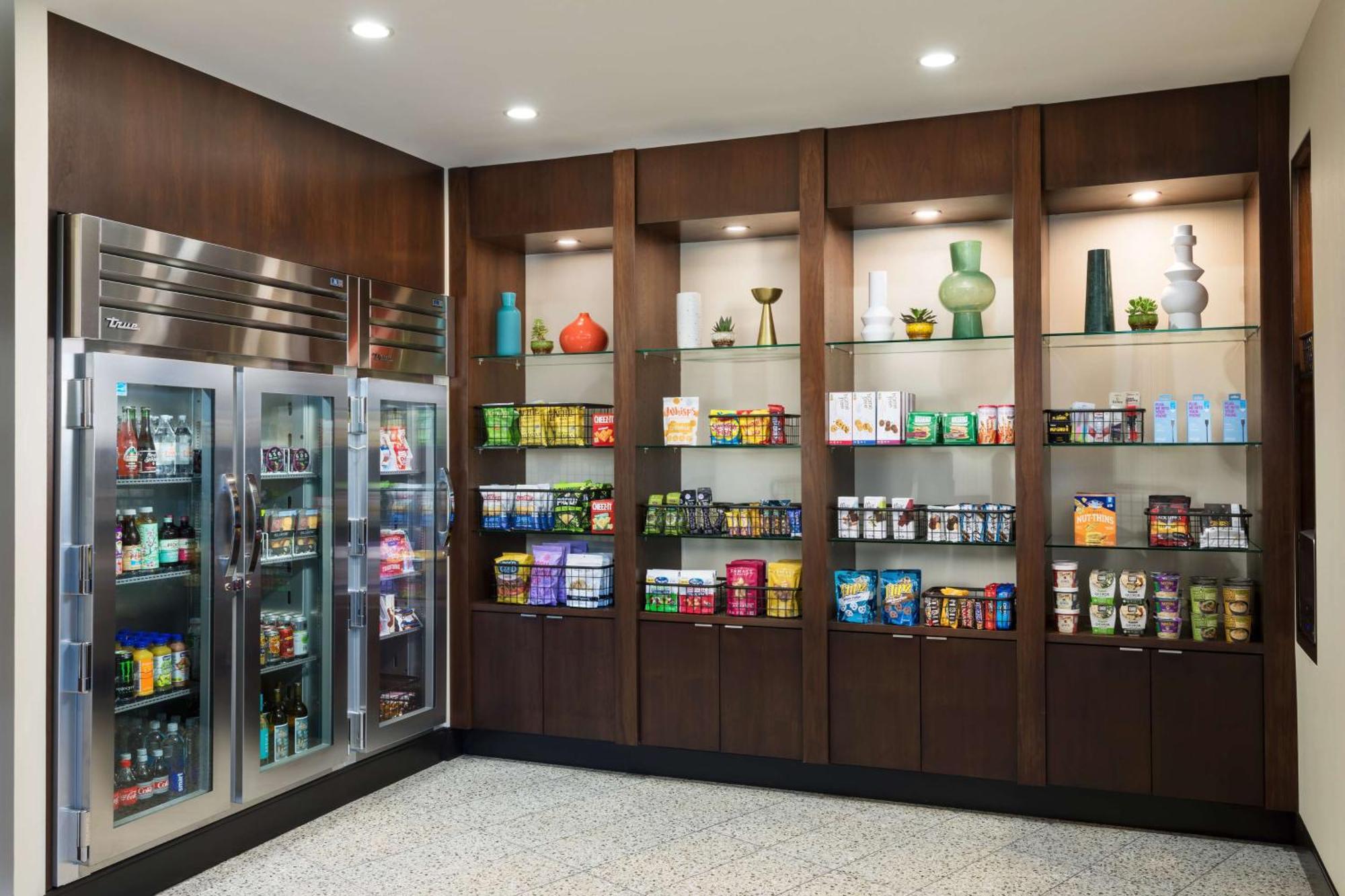 Hotel Doubletree By Hilton Downtown Convention Center 4*